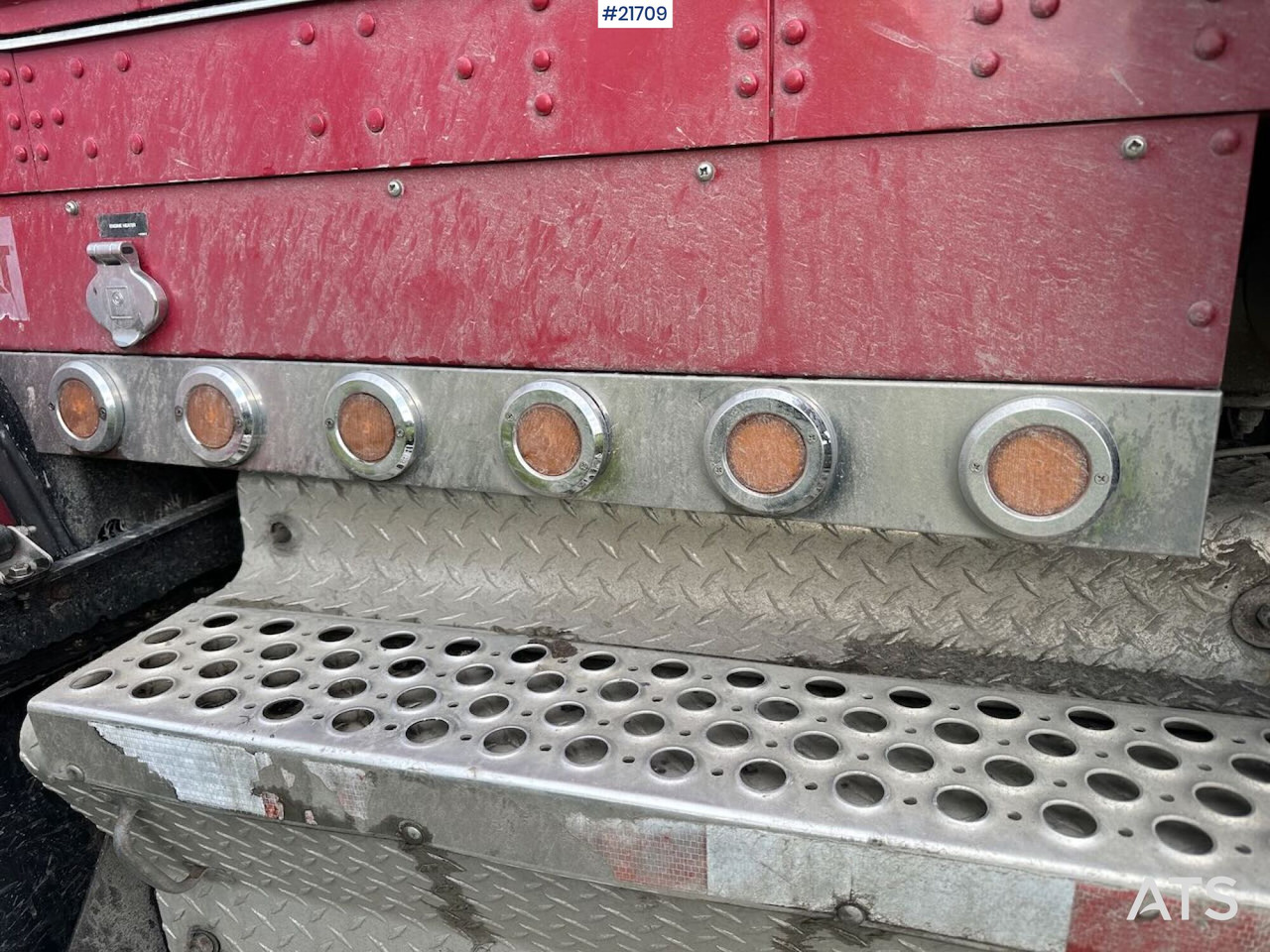 Camion benne Kenworth 2005 KENWORTH T800 tippbil 8x4 m/ Rhodes påbygg, kompressor, vibrator i kassen. Høy lasteevne! SE VIDEO.: photos 26 Camion benne Kenworth 2005 KENWORTH T800 tippbil 8x4 m/ Rhodes påbygg, kompressor, vibrator i kassen. Høy lasteevne! SE VIDEO.: photos 26