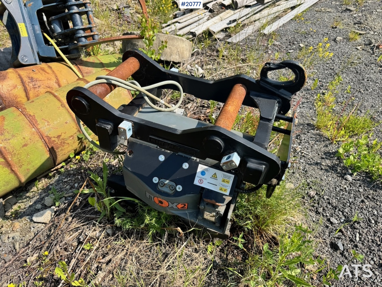 Kinshofer TR18-S - Tiltrotator pour Engins de chantier: photos 1 Kinshofer TR18-S - Tiltrotator pour Engins de chantier: photos 1