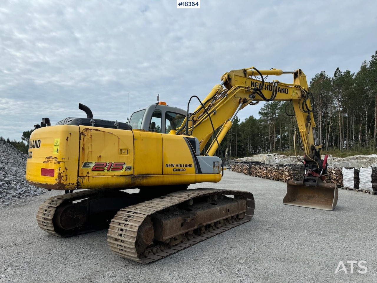 Kobelco E215B - Pelle: photos 4 Kobelco E215B - Pelle: photos 4