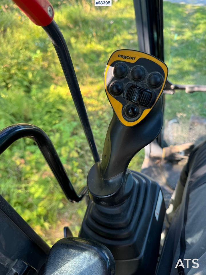 Pelle Kobelco SK140SRLC: photos 37
