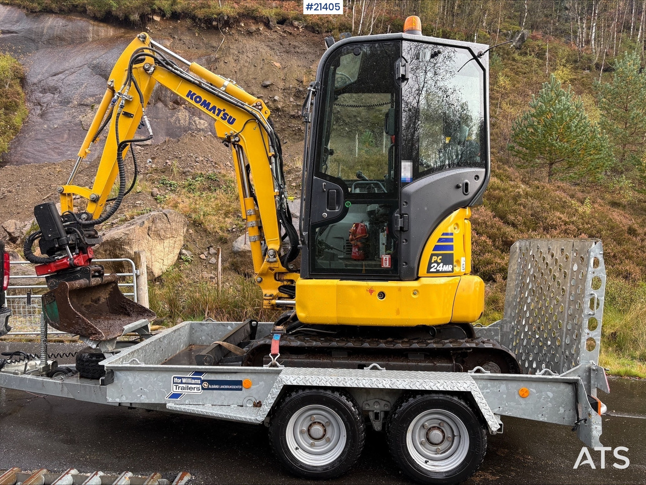 Komatsu PC24 MR-5 - Mini pelle: photos 1 Komatsu PC24 MR-5 - Mini pelle: photos 1