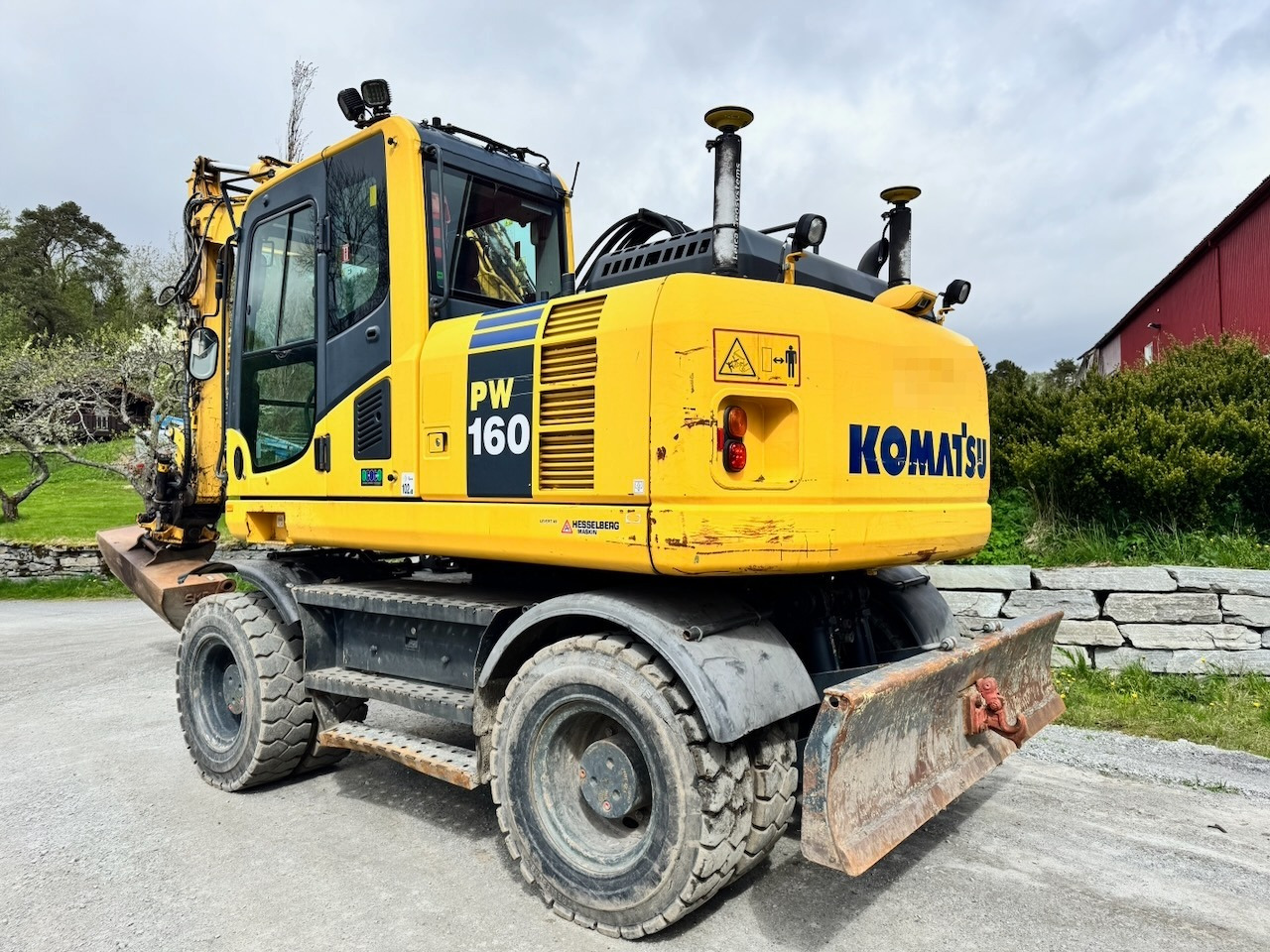 Komatsu PW160-8 - Chargeuse sur pneus: photos 4 Komatsu PW160-8 - Chargeuse sur pneus: photos 4