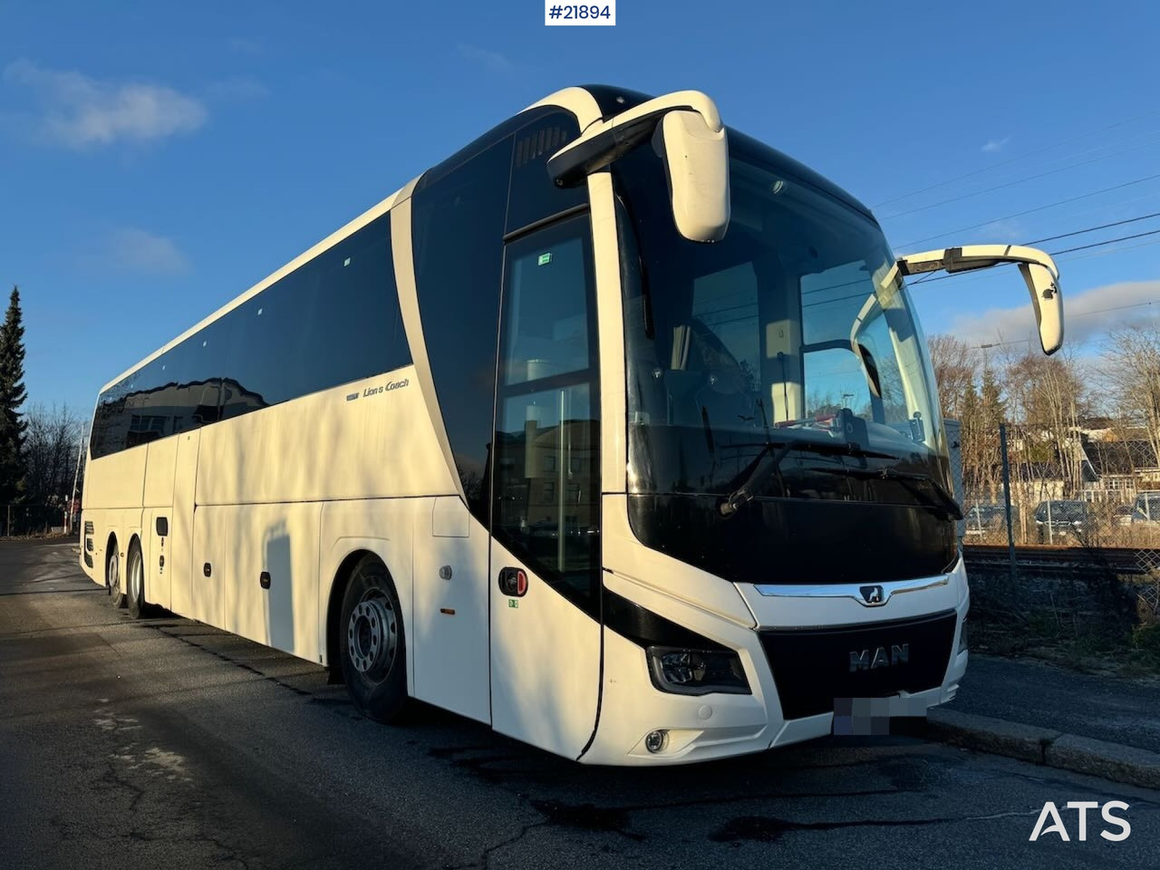 MAN Lion´s Coach 6x2 Turbuss. 63 seter. SE VIDEO - Autocar: photos 4 MAN Lion´s Coach 6x2 Turbuss. 63 seter. SE VIDEO - Autocar: photos 4