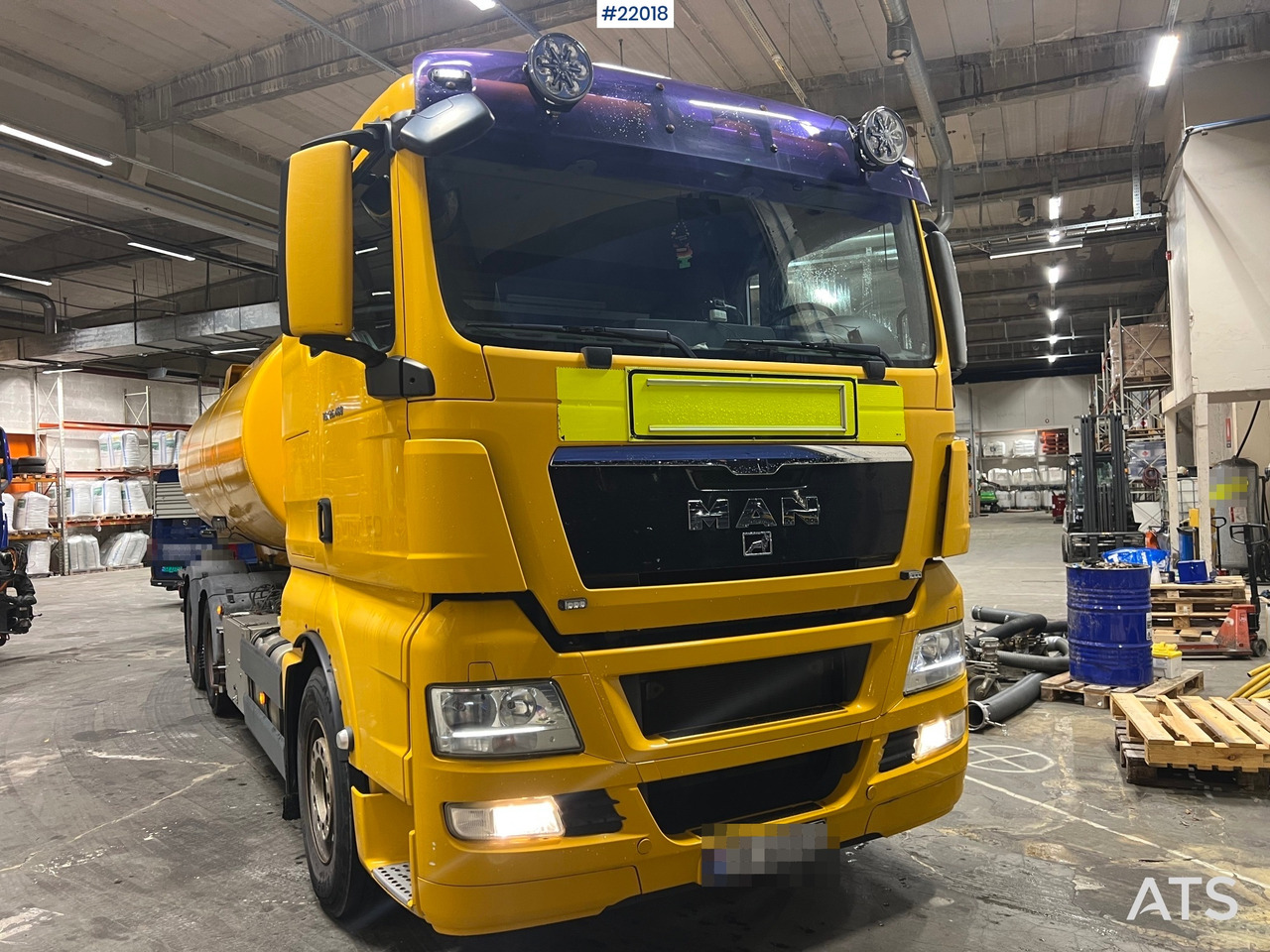 MAN TGX26.480 - Camion citerne: photos 2 MAN TGX26.480 - Camion citerne: photos 2