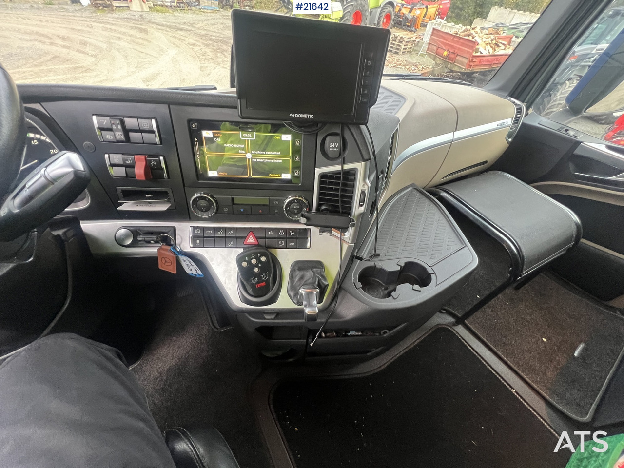 Camion fourgon Mercedes-Benz Actrox 6x2 skapbil m/ kjøl/frys aggregat: photos 32