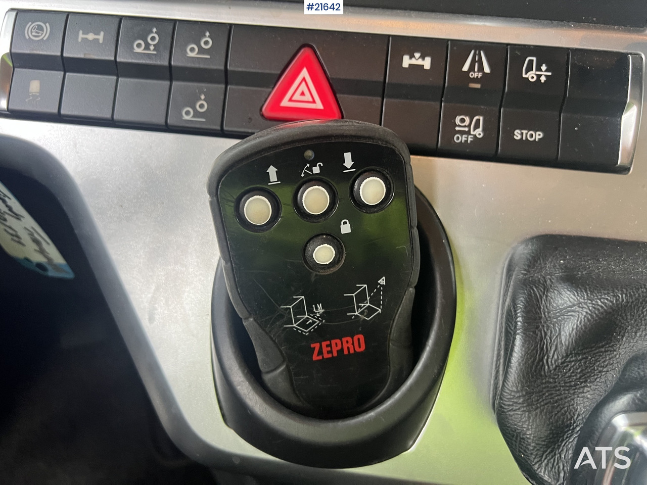 Camion fourgon Mercedes-Benz Actrox 6x2 skapbil m/ kjøl/frys aggregat: photos 40