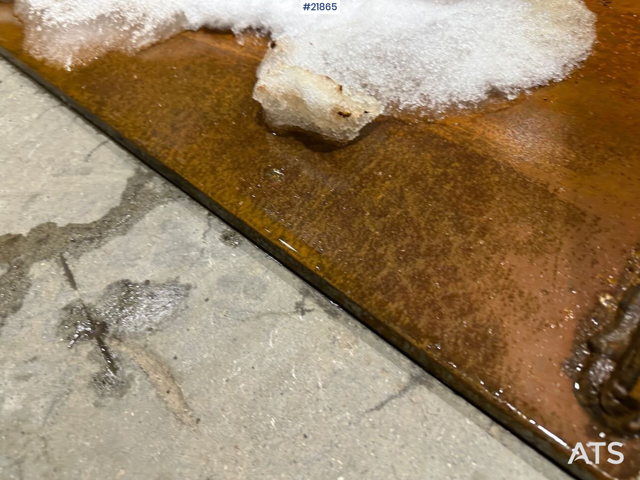 Mustang 220R kompaktlaster m/planeringskuffe og pallegafler - Mini chargeuse: photos 4 Mustang 220R kompaktlaster m/planeringskuffe og pallegafler - Mini chargeuse: photos 4