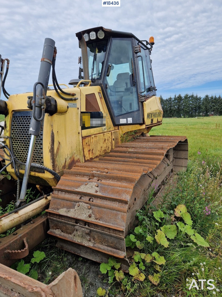 New Holland D150B - Bulldozer: photos 2 New Holland D150B - Bulldozer: photos 2