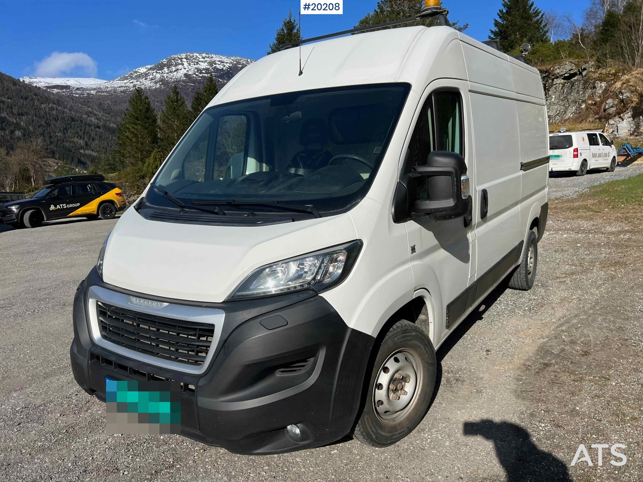 PEUGEOT Boxer - Fourgon utilitaire: photos 1 PEUGEOT Boxer - Fourgon utilitaire: photos 1