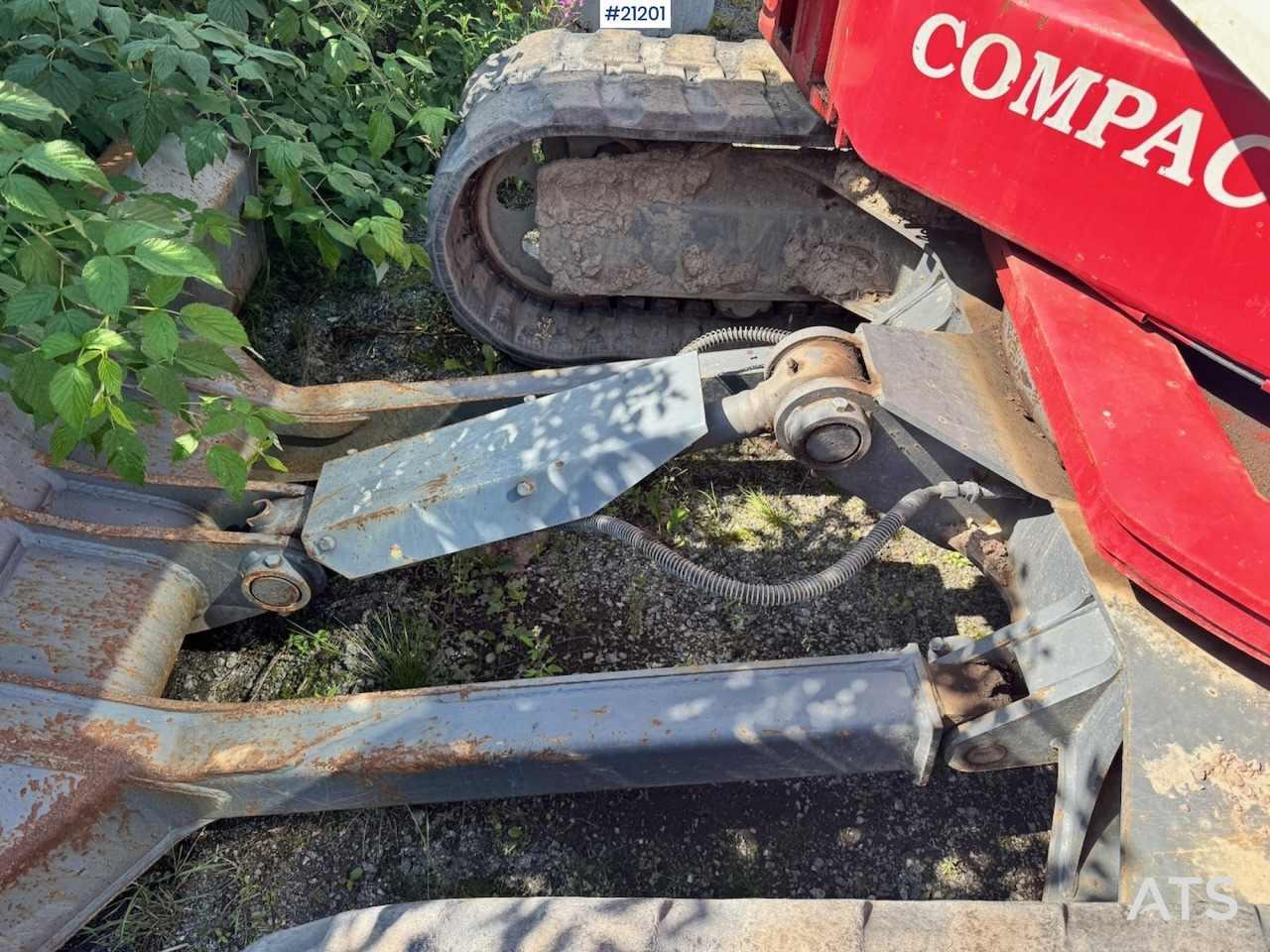 Pelle sur chenille Takeuchi TB280FR: photos 17