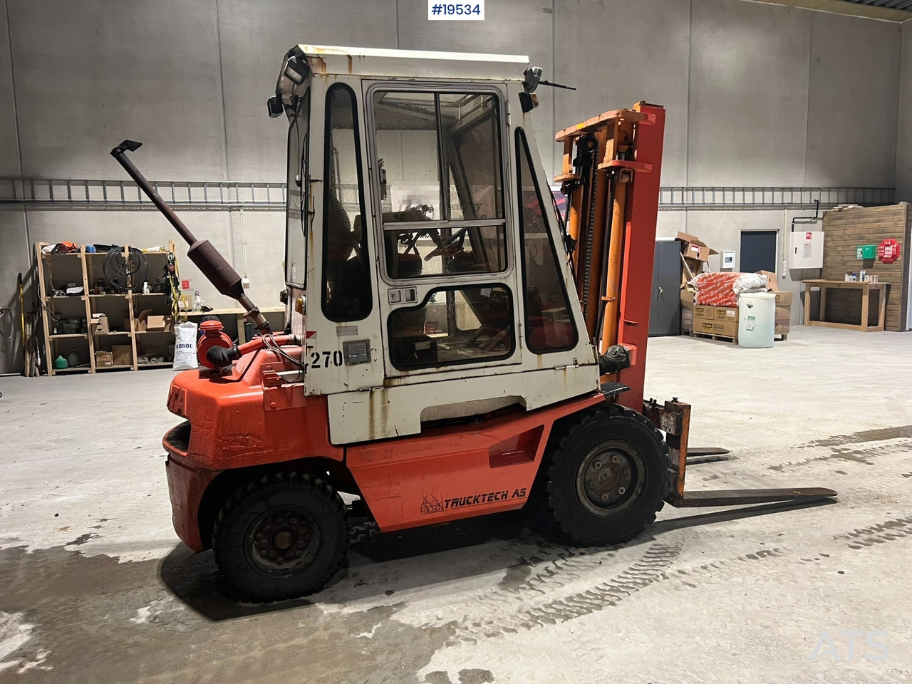 Toyota 02-3FD33 gaffel truck SE VIDEO - Chariot élévateur: photos 3 Toyota 02-3FD33 gaffel truck SE VIDEO - Chariot élévateur: photos 3