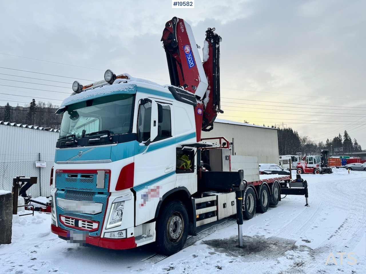 Volvo 2019 Volvo FH540 8x4 Tridem Kranbil m/ 50 t/m HMF kran m/ Jibb. Lite km og krantimer! - Camion grue: photos 1 Volvo 2019 Volvo FH540 8x4 Tridem Kranbil m/ 50 t/m HMF kran m/ Jibb. Lite km og krantimer! - Camion grue: photos 1