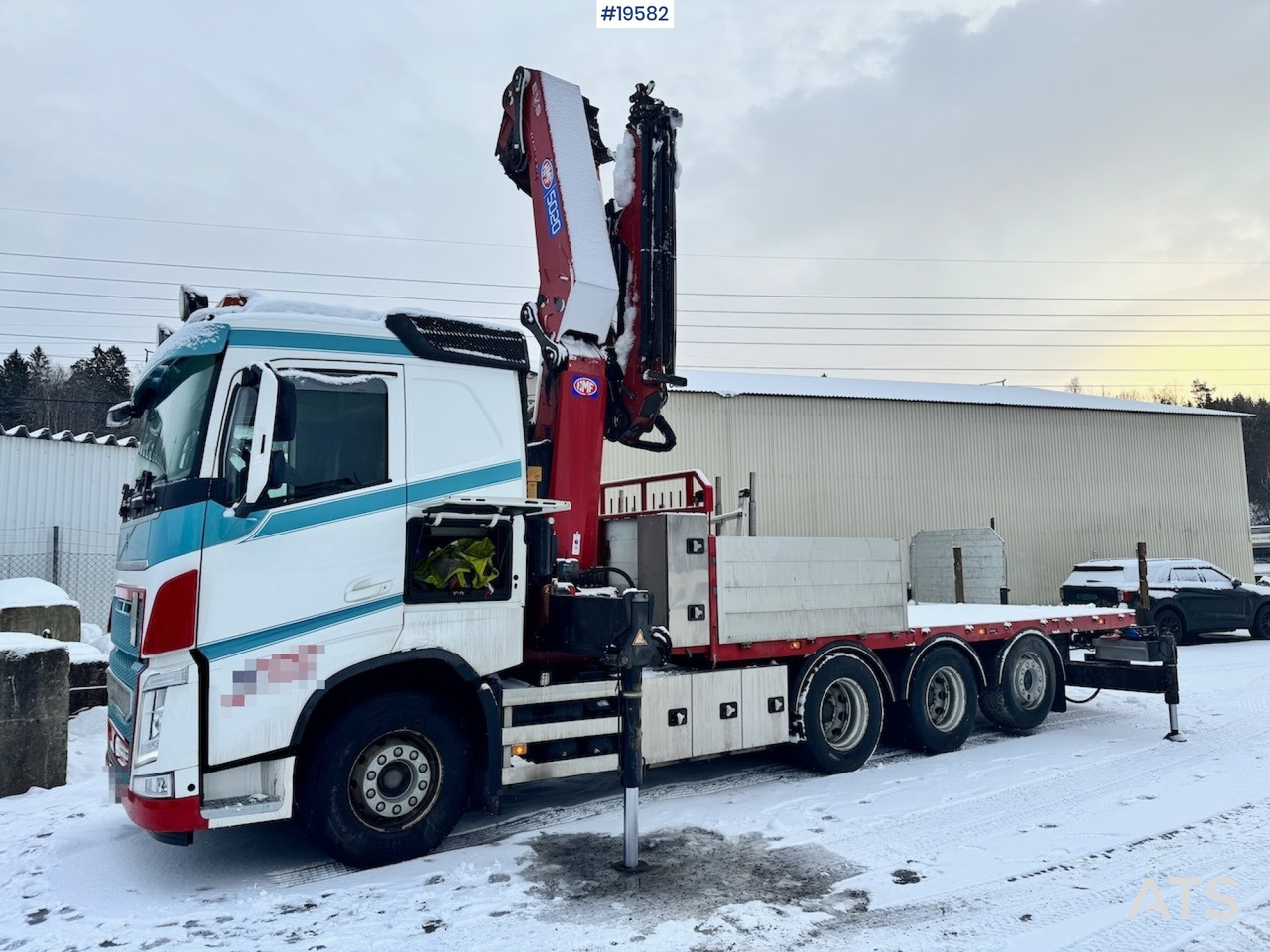 Volvo 2019 Volvo FH540 8x4 Tridem Kranbil m/ 50 t/m HMF kran m/ Jibb. Lite km og krantimer! - Camion grue: photos 2 Volvo 2019 Volvo FH540 8x4 Tridem Kranbil m/ 50 t/m HMF kran m/ Jibb. Lite km og krantimer! - Camion grue: photos 2