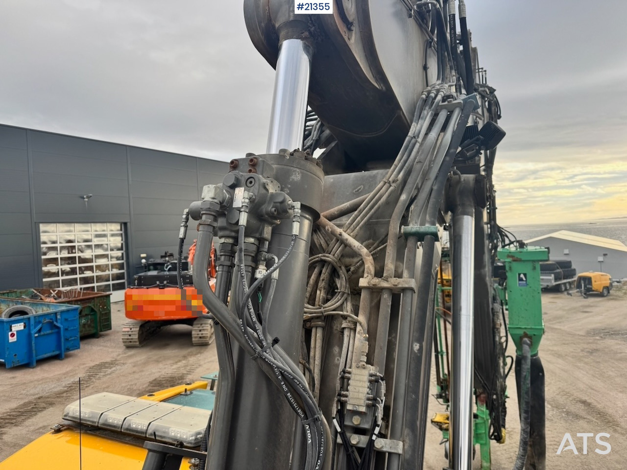 Volvo EC300 EL - crédit-bail Volvo EC300 EL: photos 32