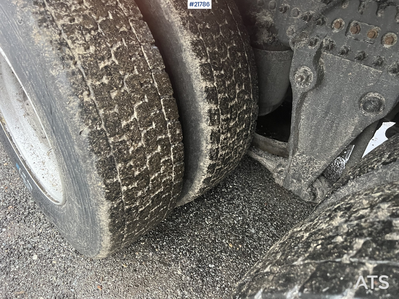 Camion benne Volvo FH540 8x4 asfaltbil m/ mtdk k218 2 akslet asfalthenger: photos 23 Camion benne Volvo FH540 8x4 asfaltbil m/ mtdk k218 2 akslet asfalthenger: photos 23