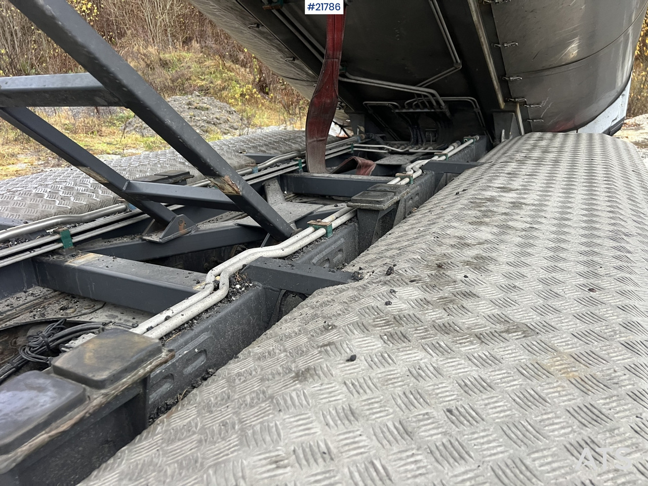 Camion benne Volvo FH540 8x4 asfaltbil m/ mtdk k218 2 akslet asfalthenger: photos 18 Camion benne Volvo FH540 8x4 asfaltbil m/ mtdk k218 2 akslet asfalthenger: photos 18