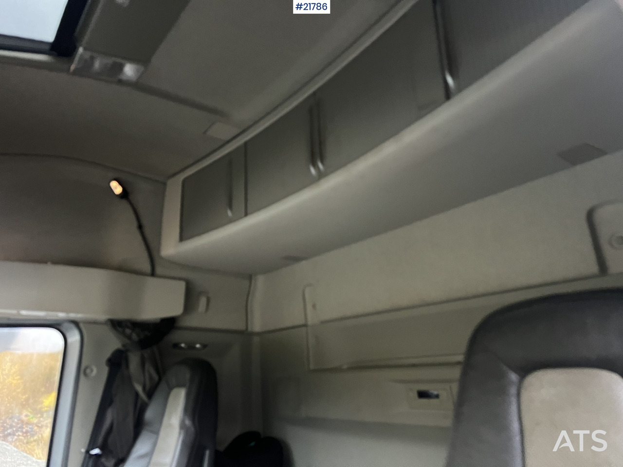 Camion benne Volvo FH540 8x4 asfaltbil m/ mtdk k218 2 akslet asfalthenger: photos 41 Camion benne Volvo FH540 8x4 asfaltbil m/ mtdk k218 2 akslet asfalthenger: photos 41