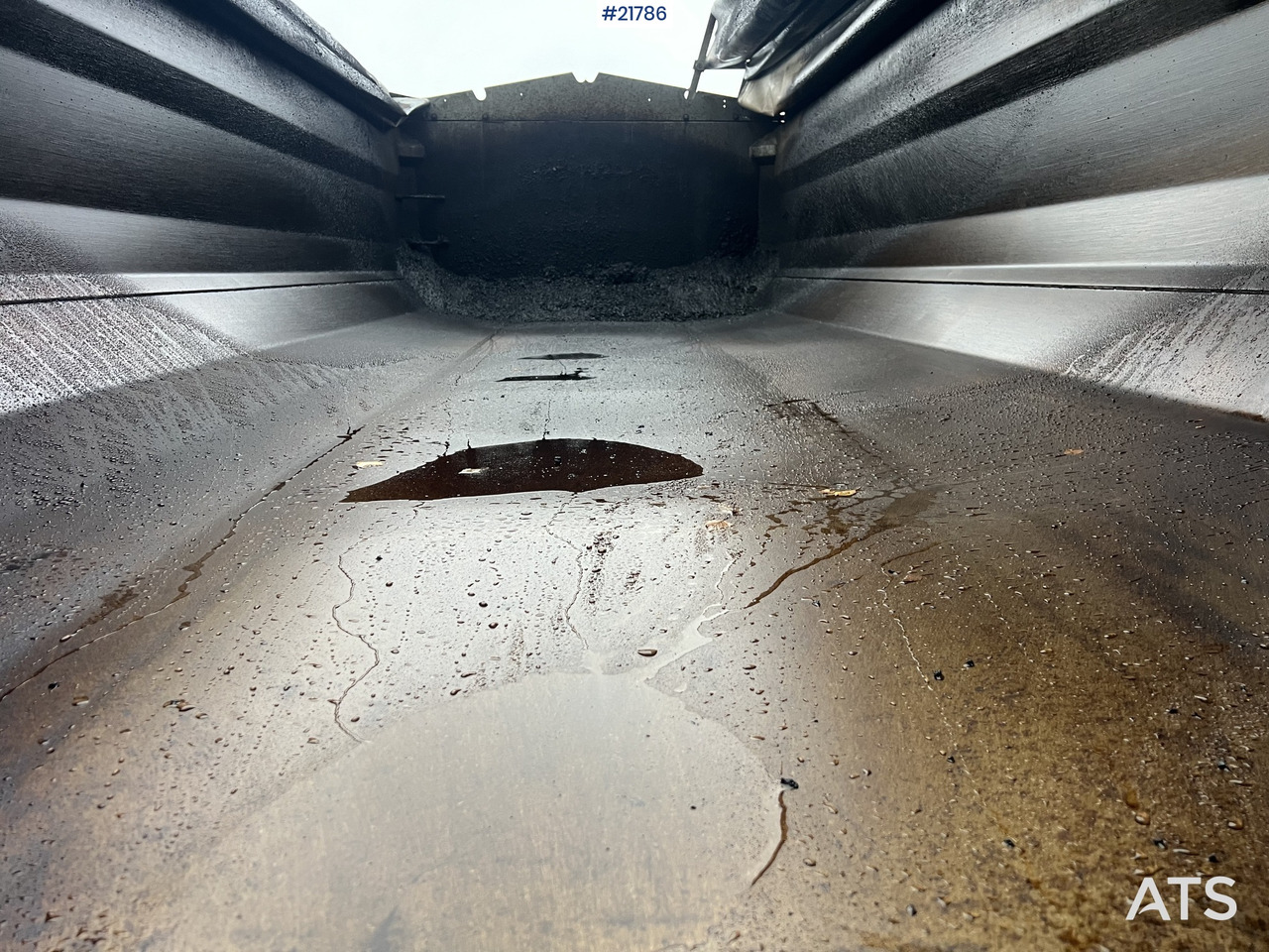 Camion benne Volvo FH540 8x4 asfaltbil m/ mtdk k218 2 akslet asfalthenger: photos 9 Camion benne Volvo FH540 8x4 asfaltbil m/ mtdk k218 2 akslet asfalthenger: photos 9