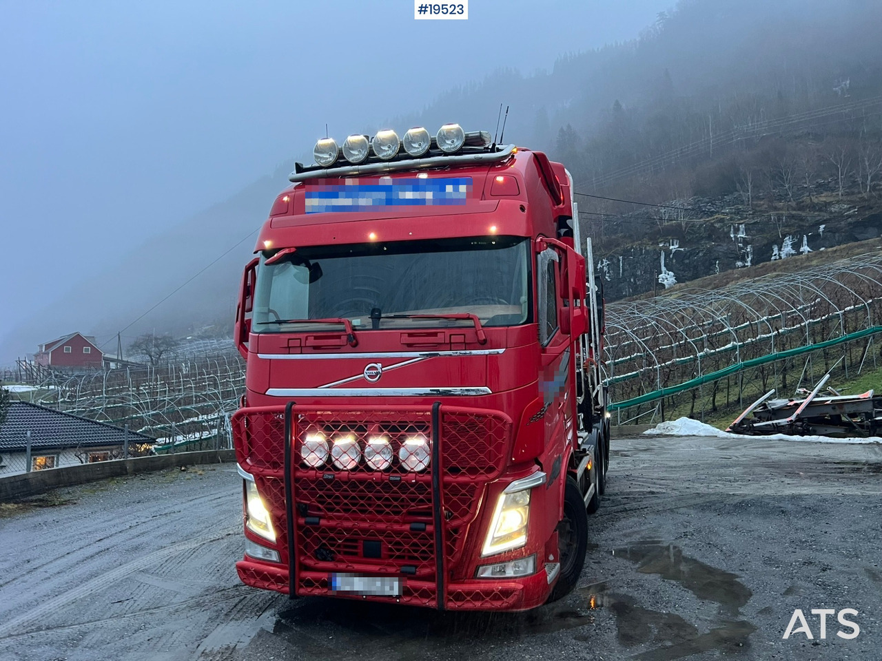 Volvo Fh540 8x4 Tømmerbil m/ 2016 M110L80 Palfinger krane og tømmerklype - Camion grumier: photos 1 Volvo Fh540 8x4 Tømmerbil m/ 2016 M110L80 Palfinger krane og tømmerklype - Camion grumier: photos 1