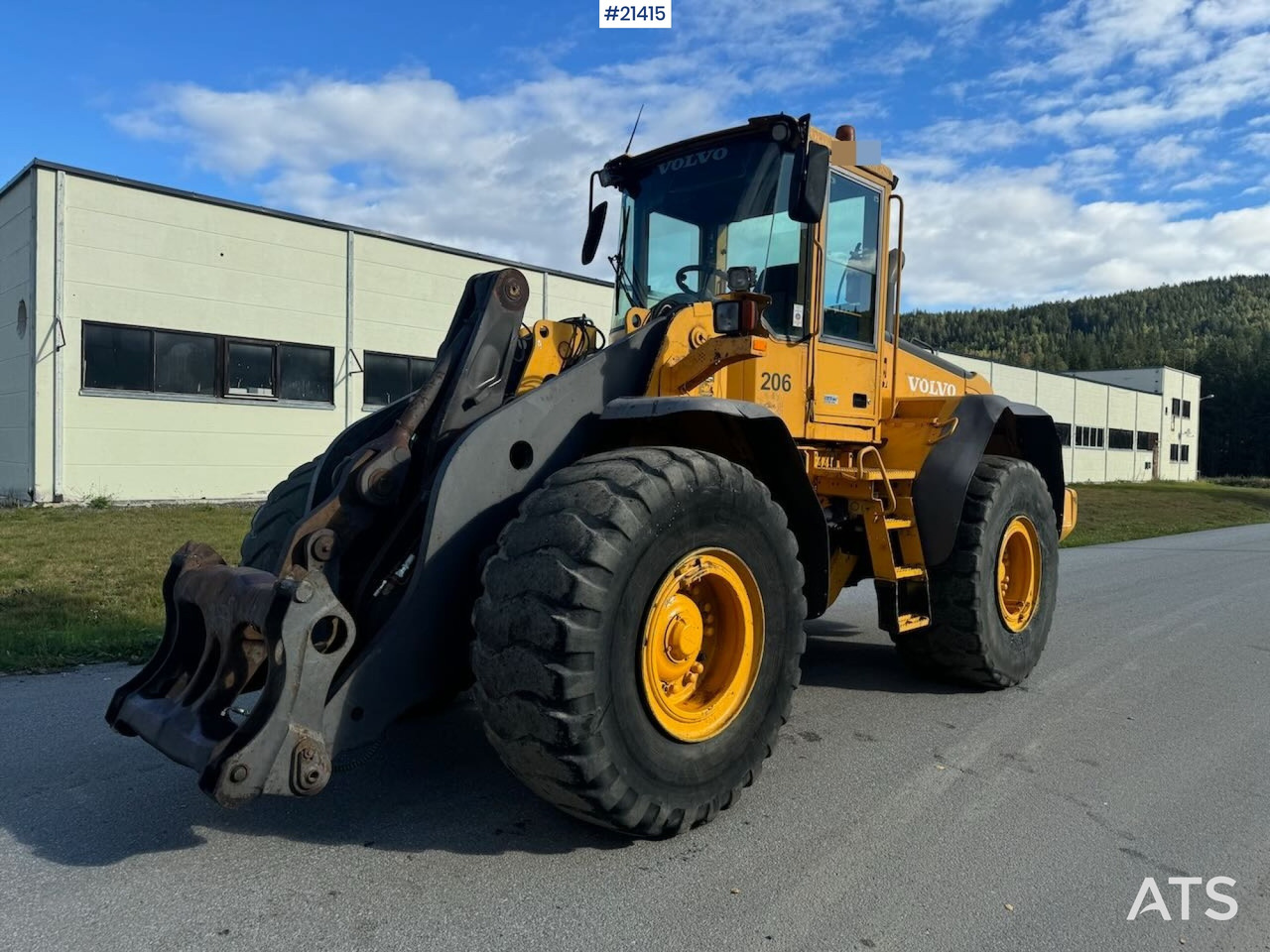Volvo L110E - Chargeuse sur pneus: photos 2 Volvo L110E - Chargeuse sur pneus: photos 2