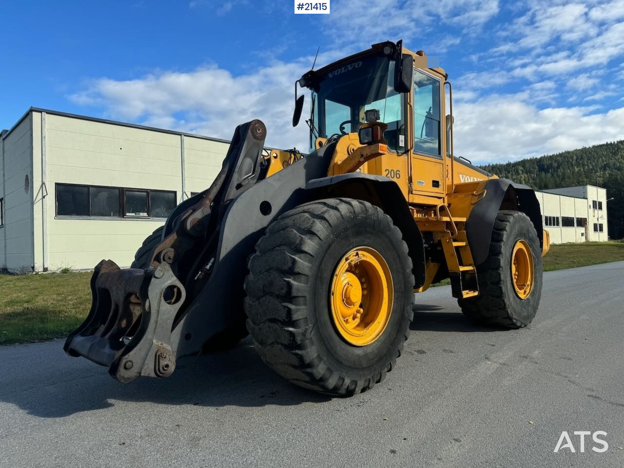Volvo L110E - Chargeuse sur pneus: photos 1 Volvo L110E - Chargeuse sur pneus: photos 1