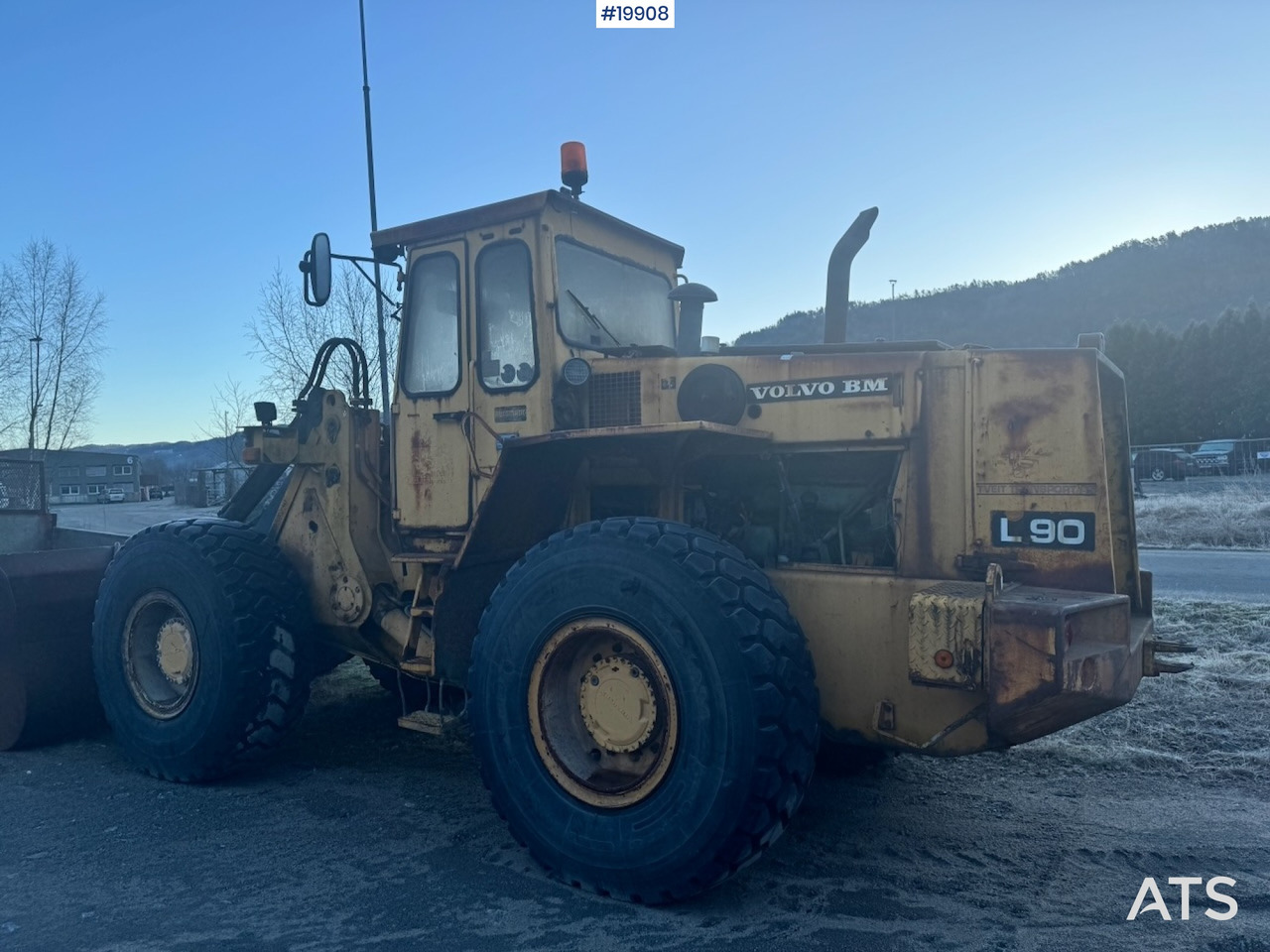 Volvo L90 - Chargeuse sur pneus: photos 5 Volvo L90 - Chargeuse sur pneus: photos 5
