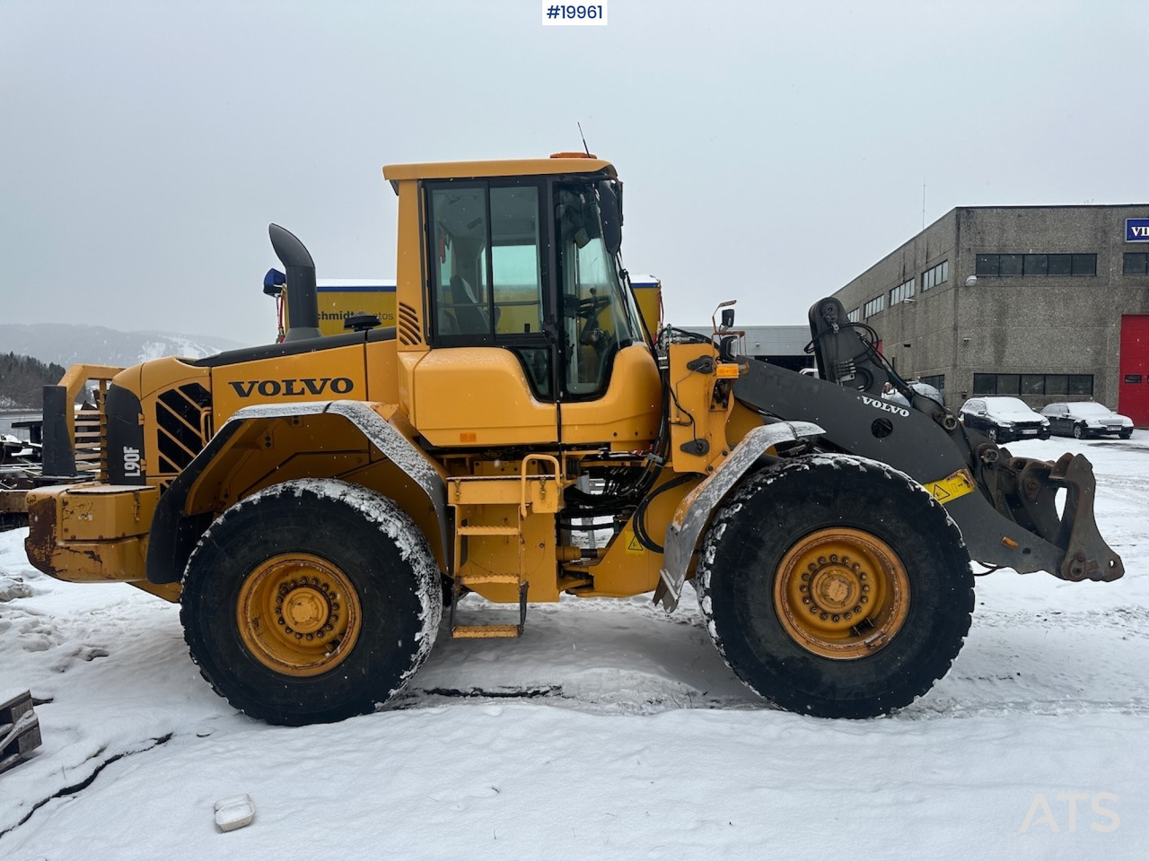 Volvo L90F - Chargeuse sur pneus: photos 3 Volvo L90F - Chargeuse sur pneus: photos 3
