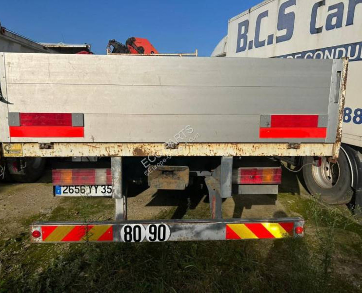 Mercedes 1824 - Camion plateau: photos 2 Mercedes 1824 - Camion plateau: photos 2