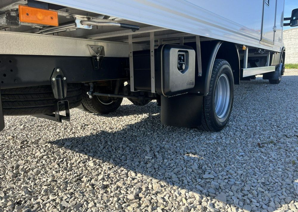 Fourgon grand volume Iveco Daily: photos 20
