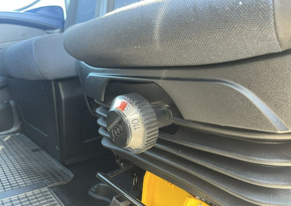 Fourgon grand volume Iveco Daily: photos 17