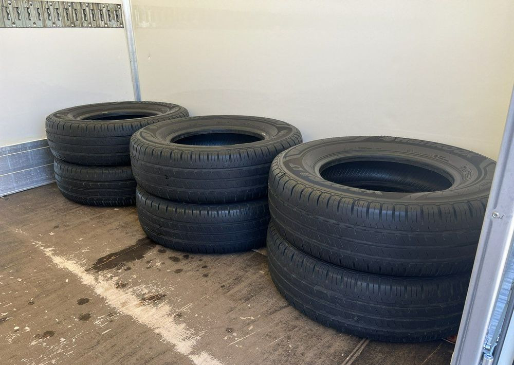 Fourgon grand volume Iveco Daily: photos 7