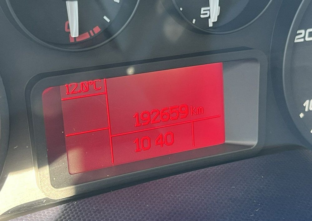 Fourgon grand volume Iveco Daily: photos 11