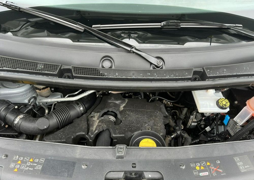 Fourgon utilitaire Renault Master: photos 16