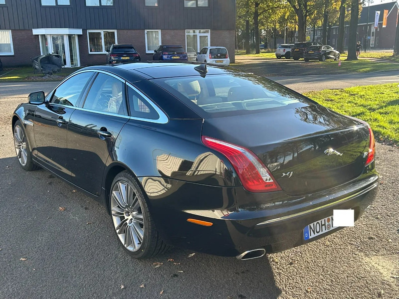 Jaguar XJ 3.0 V6D 275 PK /AUTOM / PANO DAK / VOL LEDER / MERIDAN / EXPORT PRICE - Berline: photos 5 Jaguar XJ 3.0 V6D 275 PK /AUTOM / PANO DAK / VOL LEDER / MERIDAN / EXPORT PRICE - Berline: photos 5