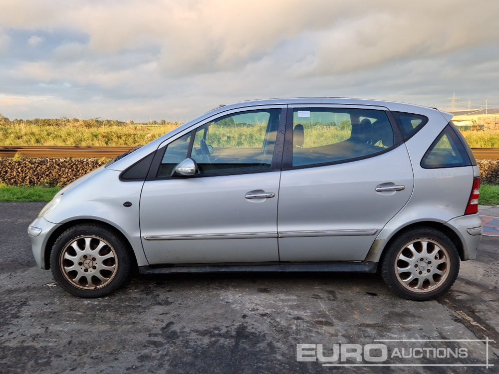 2003 Mercedes Benz A190 - Voiture: photos 2 2003 Mercedes Benz A190 - Voiture: photos 2