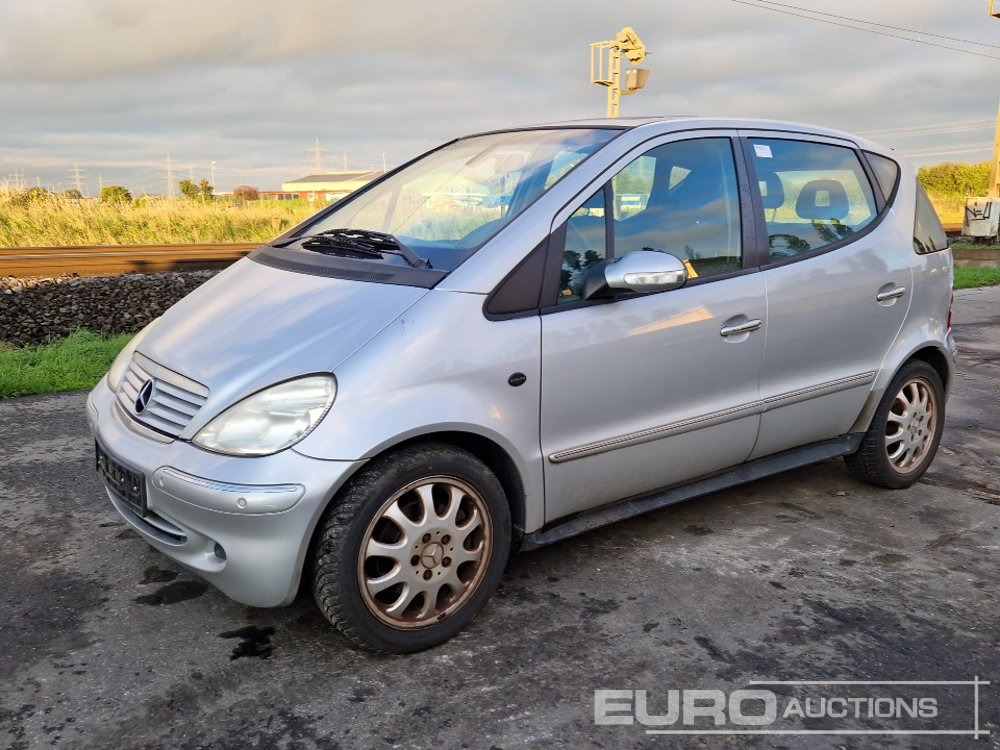 2003 Mercedes Benz A190 - Voiture: photos 1 2003 Mercedes Benz A190 - Voiture: photos 1