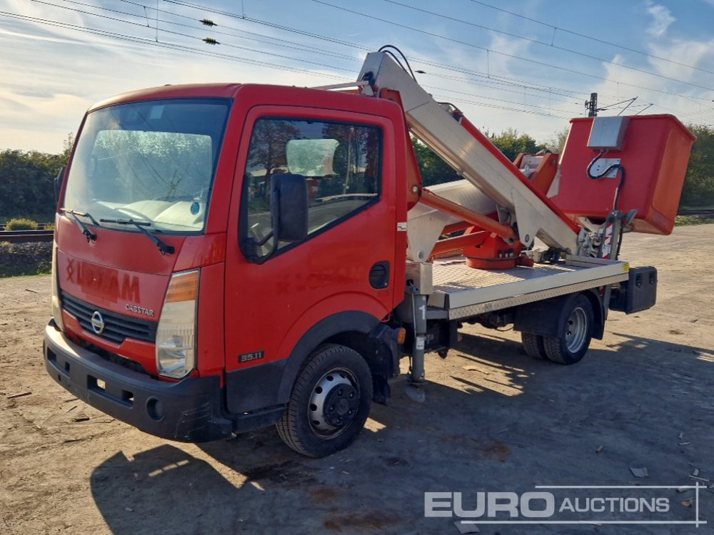 2008 Nissan CABSTAR 35.11 - Camion avec nacelle: photos 1 2008 Nissan CABSTAR 35.11 - Camion avec nacelle: photos 1