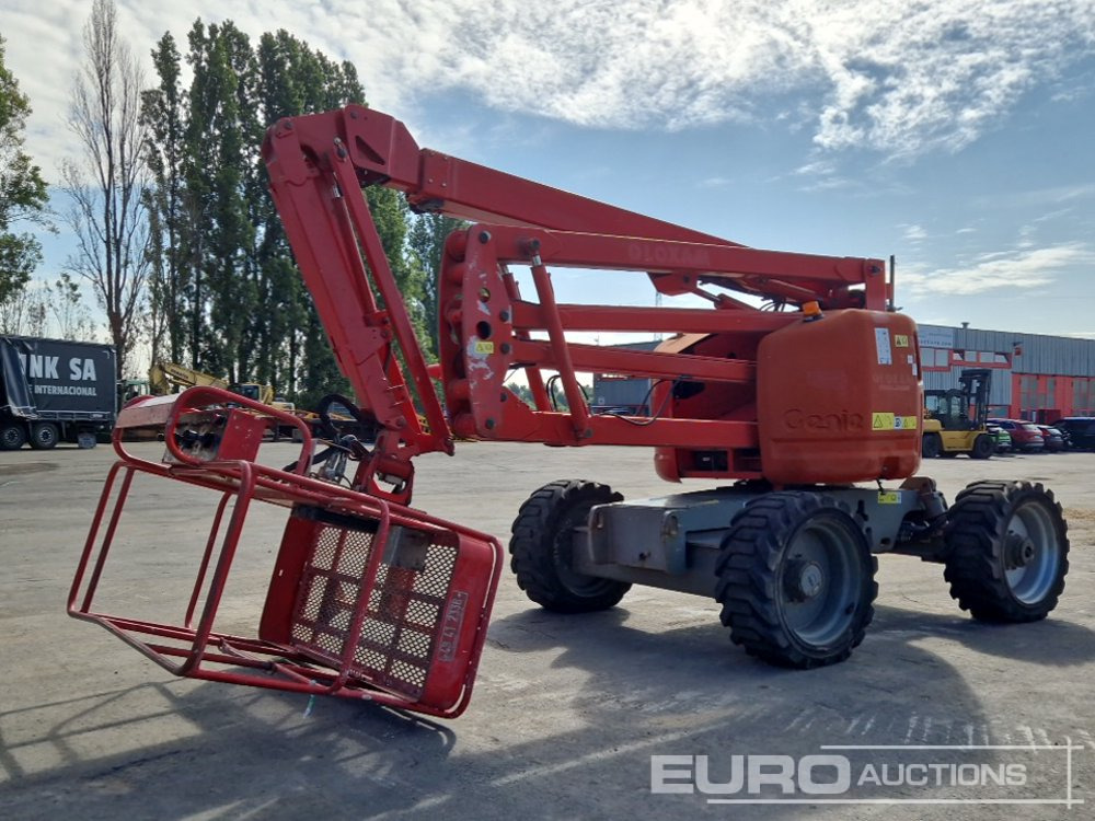 2012 Genie Z-45/25 - Nacelle: photos 1 2012 Genie Z-45/25 - Nacelle: photos 1