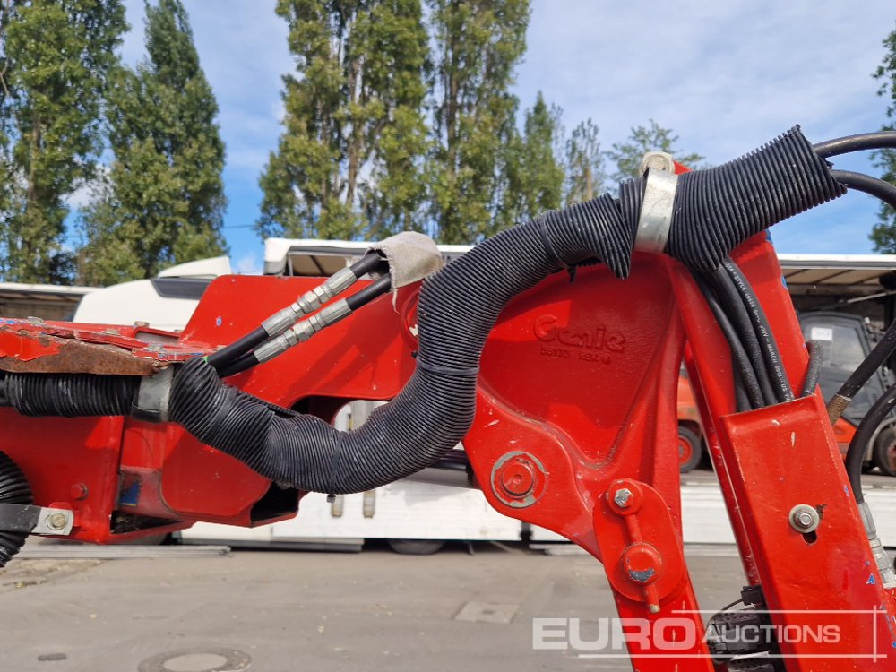 Nacelle 2013 Genie Z-34/22: photos 18