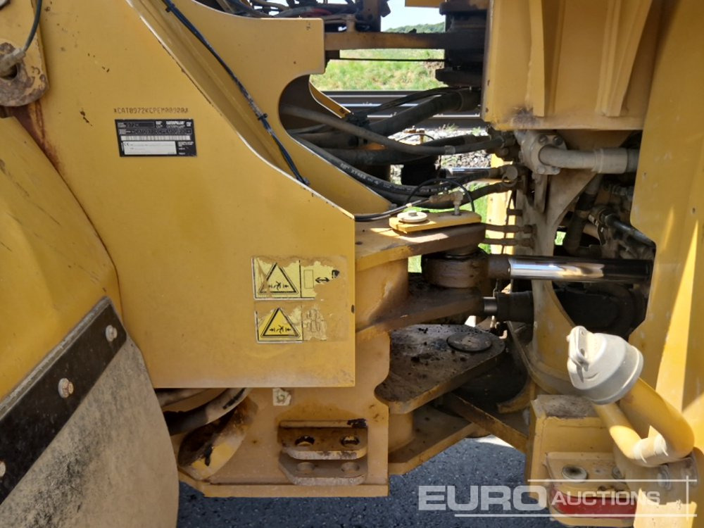 Chargeuse sur pneus 2014 CAT 972K: photos 16
