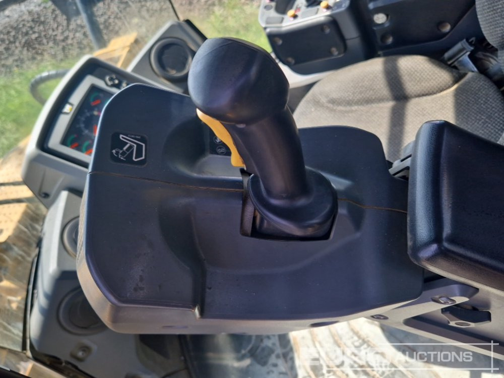 Chargeuse sur pneus 2014 CAT 972K: photos 27