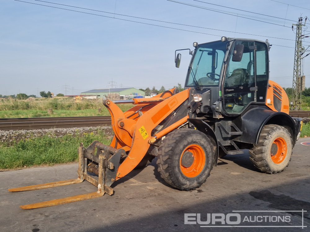 2015 Komatsu WA100M-7 - Chargeuse sur pneus: photos 1 2015 Komatsu WA100M-7 - Chargeuse sur pneus: photos 1