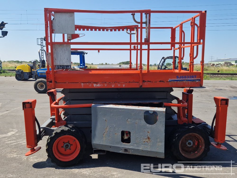 2015 SkyJack SJ6832RT - Nacelle: photos 2 2015 SkyJack SJ6832RT - Nacelle: photos 2