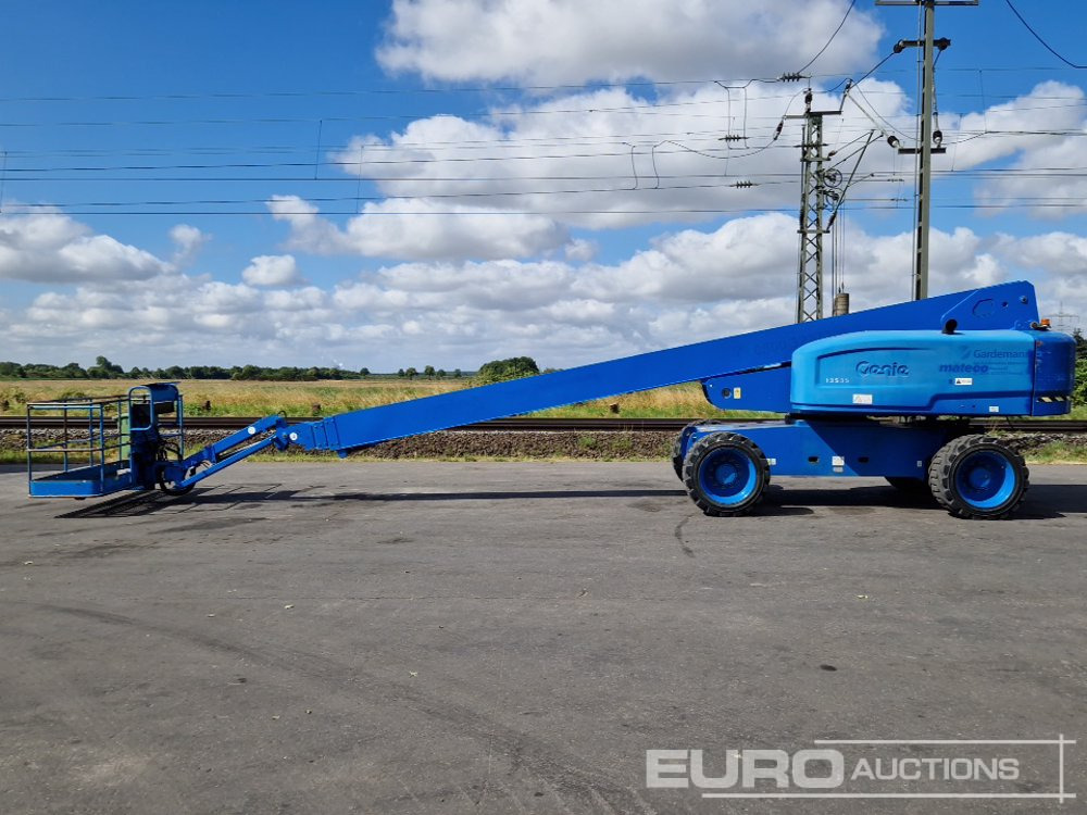 2016 Genie S-85 - Nacelle: photos 2 2016 Genie S-85 - Nacelle: photos 2