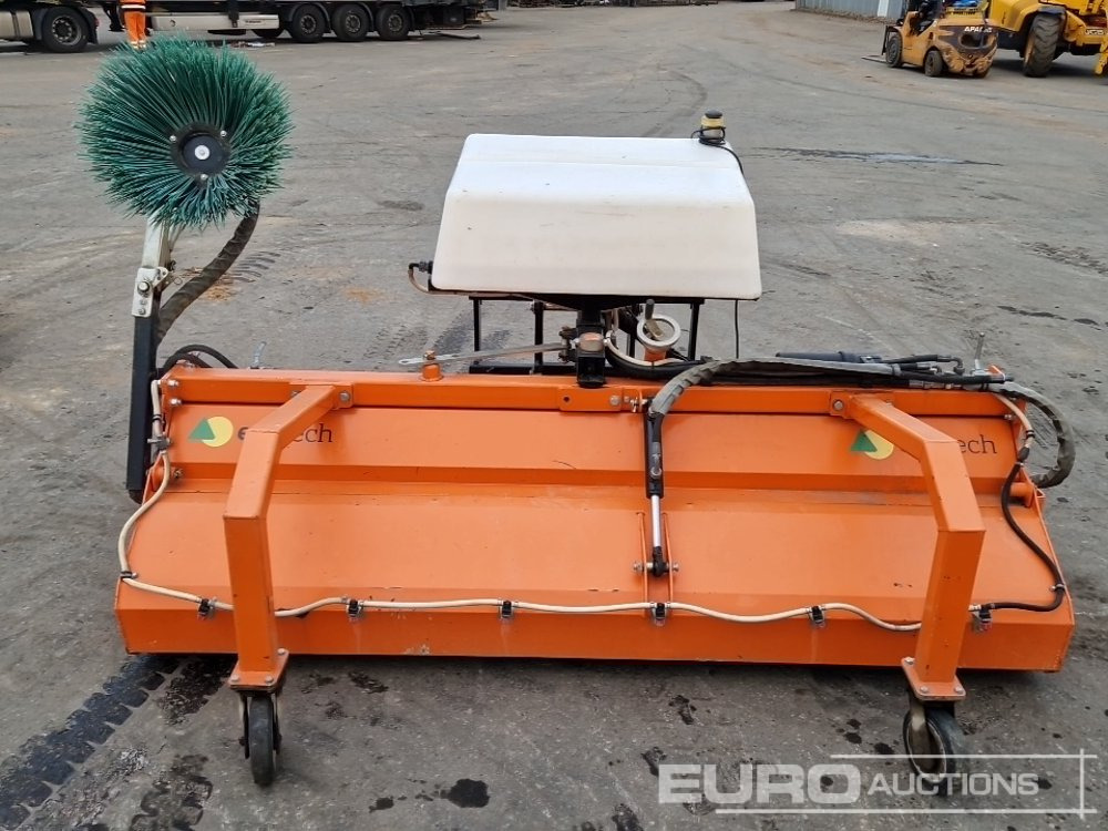 2021 WS-240 Sweeper Attachment - Matériel de chantier: photos 5 2021 WS-240 Sweeper Attachment - Matériel de chantier: photos 5