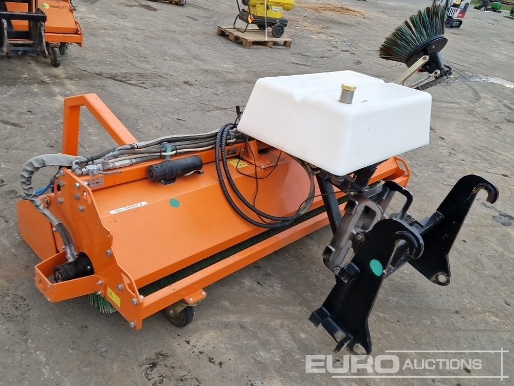 2021 WS-260 Sweeper Attachment - Matériel de chantier: photos 2 2021 WS-260 Sweeper Attachment - Matériel de chantier: photos 2