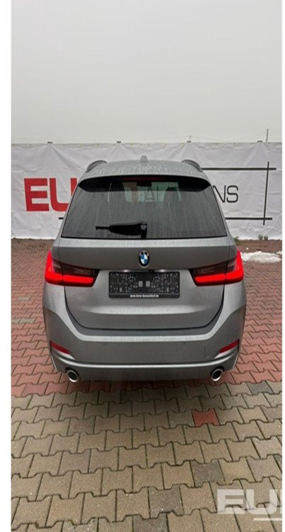 2023 BMW 318D Touring - Voiture: photos 3 2023 BMW 318D Touring - Voiture: photos 3