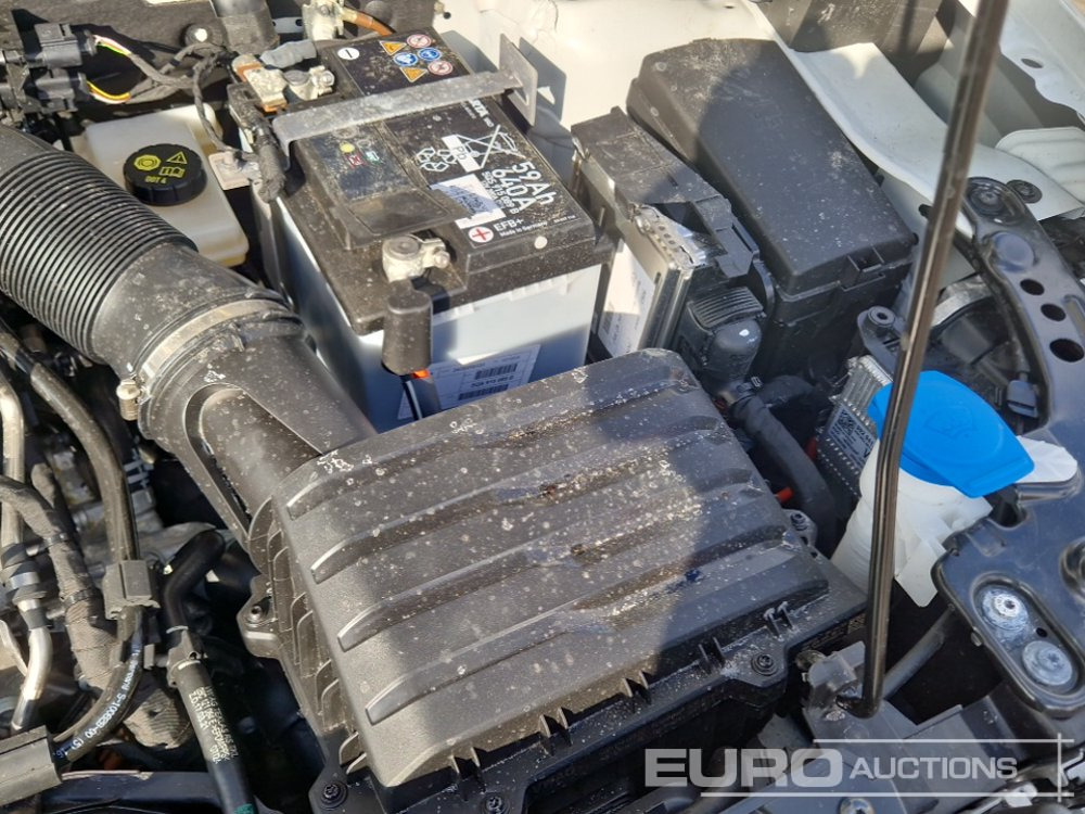 SUV 2024 Volkswagen T-Roc: photos 15 SUV 2024 Volkswagen T-Roc: photos 15