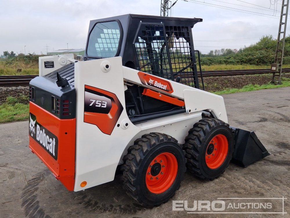 Bobcat 753 - Mini chargeuse: photos 5 Bobcat 753 - Mini chargeuse: photos 5