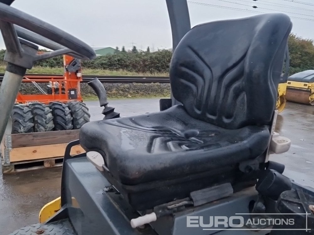 Compacteur Bomag BW120AD-4: photos 22 Compacteur Bomag BW120AD-4: photos 22